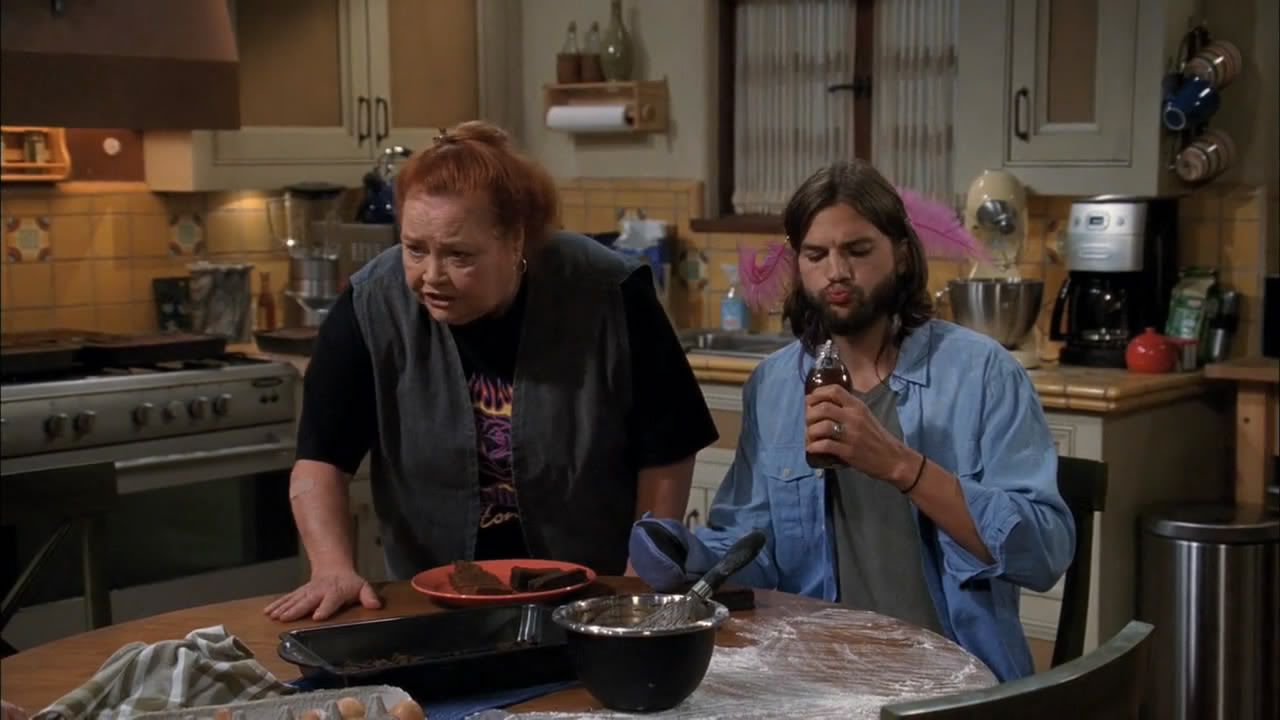 Two and a Half Men - S09E05 - A Giant Cat Holding A Churro - 720p WEB-DL H 264 {$H@uN} preview 2