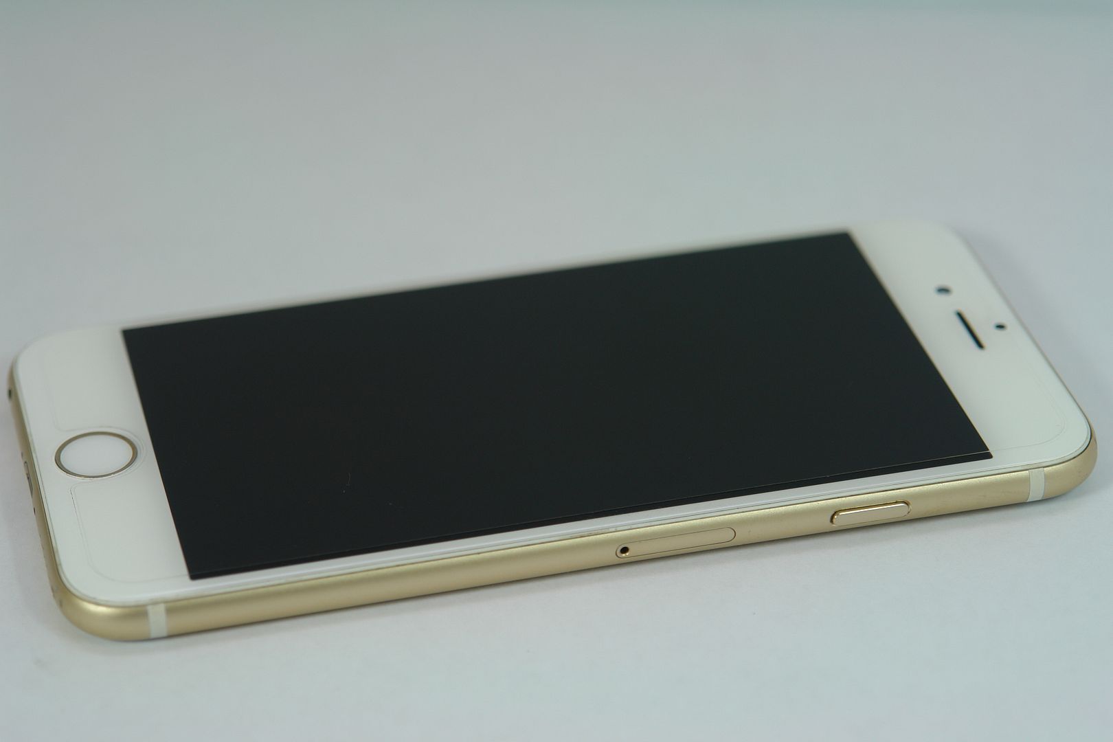 Iphone 6 gold 16gb quốc tế zin all