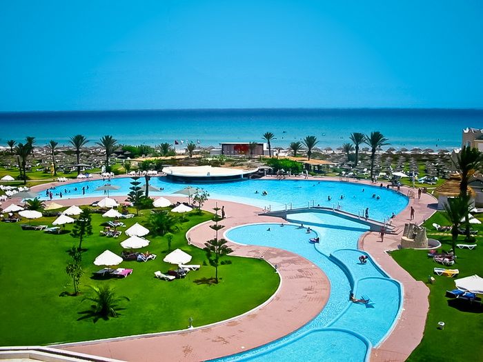 tunisian-beach-djerba-island-04.jpg