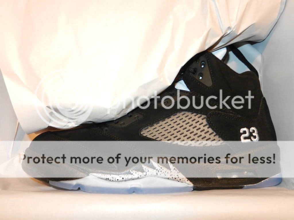 Air Jordan 5 Retro Black/Metallic Silver Size 10  